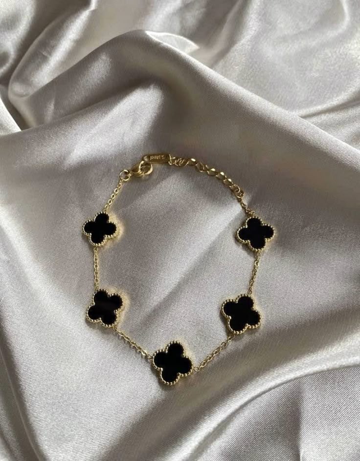 Van Cliff Bracelet